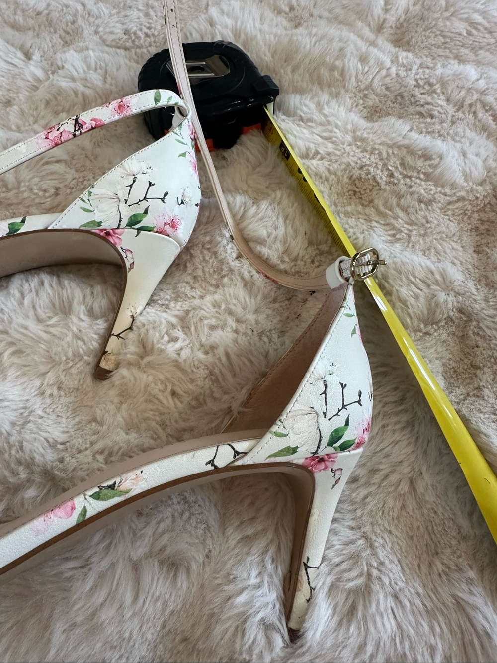 Floral Print Ivory Crossbody Bag with Gold Ring Handle and shoes - Picture 13 of 15
